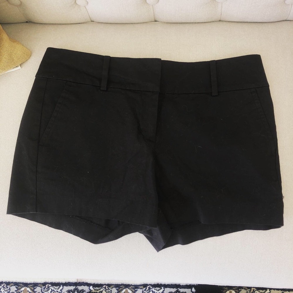 Ann Taylor City Shorts Black size 6P
